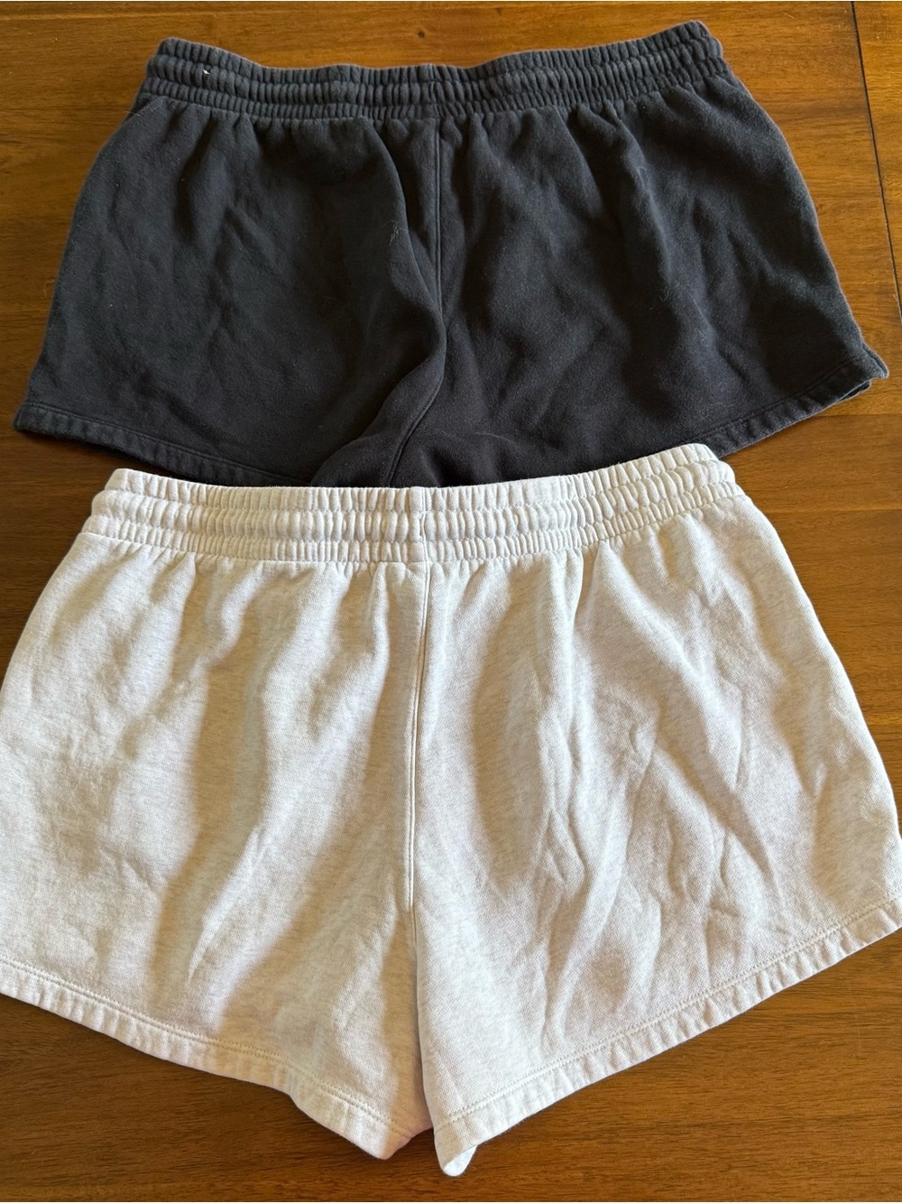Reebok Women's Black and Light Gray Casual Athletic Shorts Pair - Picture 11 of 12